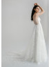 Scoop Neck Ivory Lace Lightweight Wedding Dress